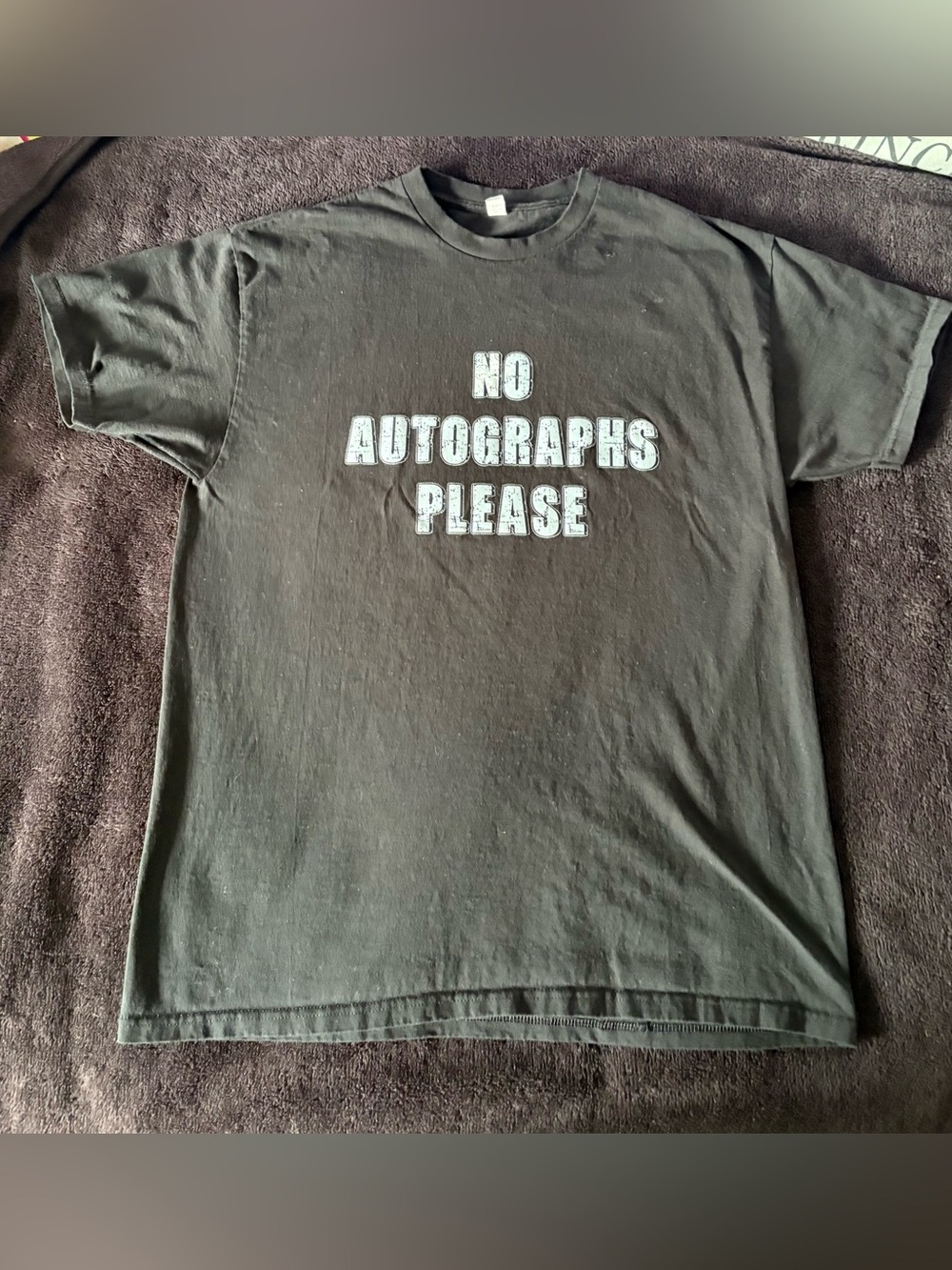 NO AUTOGRAPHS PLEASE short sleeve black tee size men’s XL